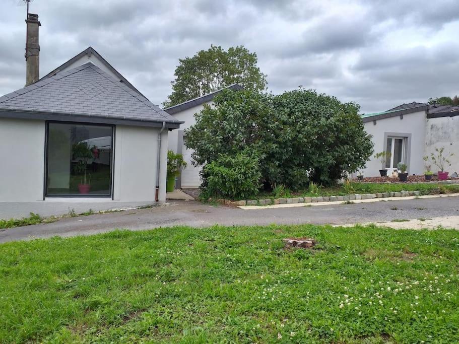 Maison A La Campagne Pres De La Ville Aiglemont Kültér fotó